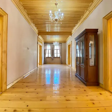 Asiye Hanim Konagi *