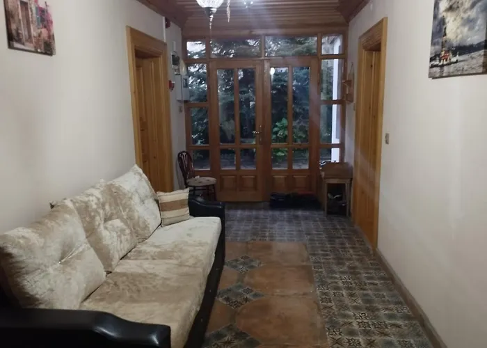 Villa Asiye Hanim Konagi *